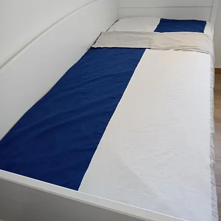 Apartma D * Liznjan